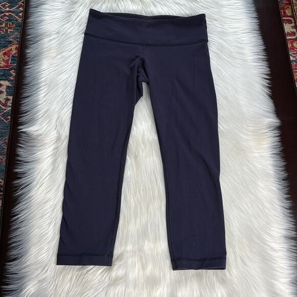 Lululemon Navy Blue Wunder Under Crop Leggings - Picture 2 of 6